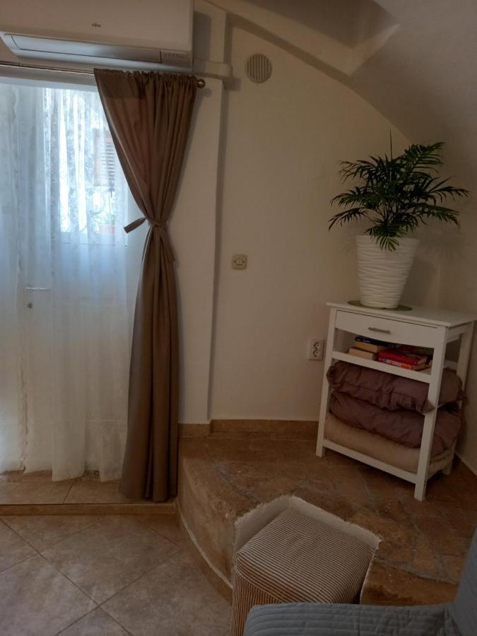 Bunari Studio Apartment Rovinj Kültér fotó